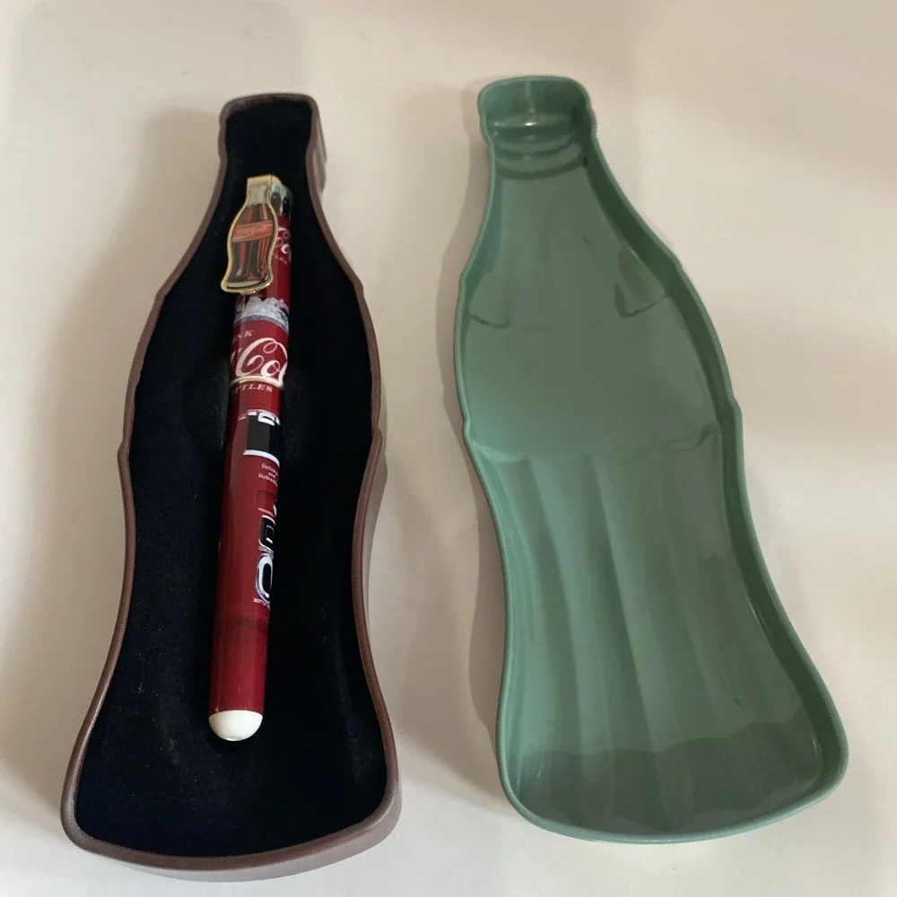 1996 Coca Cola Tin Gift Set W/Pen